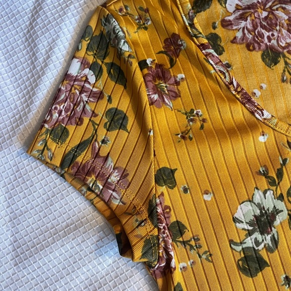 Full Circle Trends yellow floral Dress Sz S - Picture 3 of 6